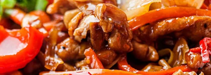 Przepisy na wieprzowinę z Kwestii Smaku: Sekrety soczystych dań