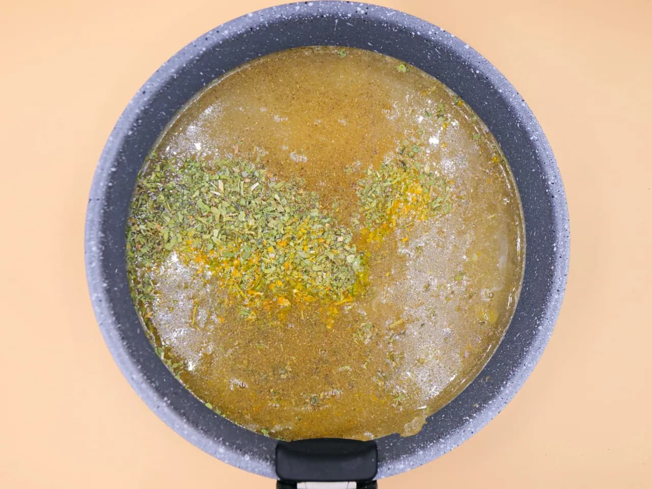 Jak zaklepać zupę? Sprawdzone metody na idealną gęstość