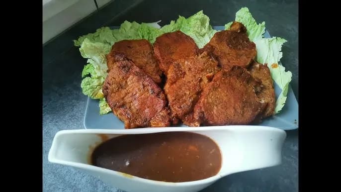 Schab w plastrach: Proste przepisy na soczysty obiad bez nudy